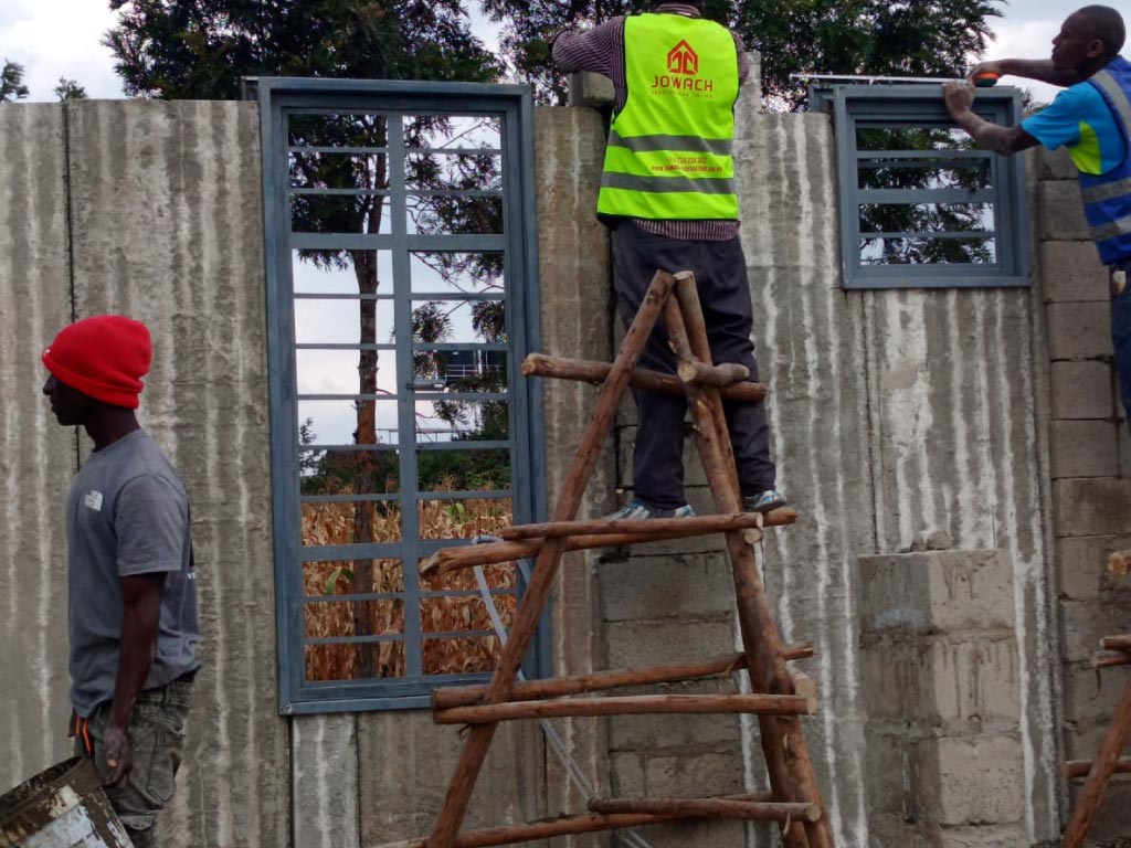 Four-Bedroom Mansionette with Precast Panels